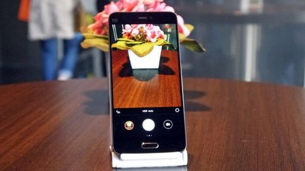 Китайские смартфоны с нецарапающимся стеклом gorilla glass