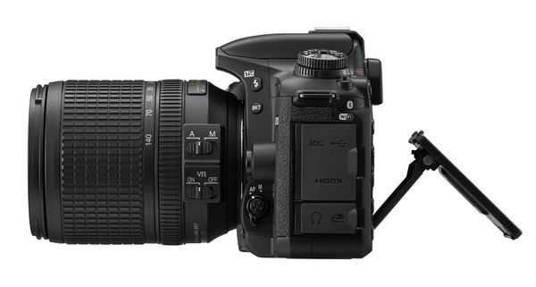 Обзор зеркального фотоаппарата Nikon D7500 Kit 18-140 VR