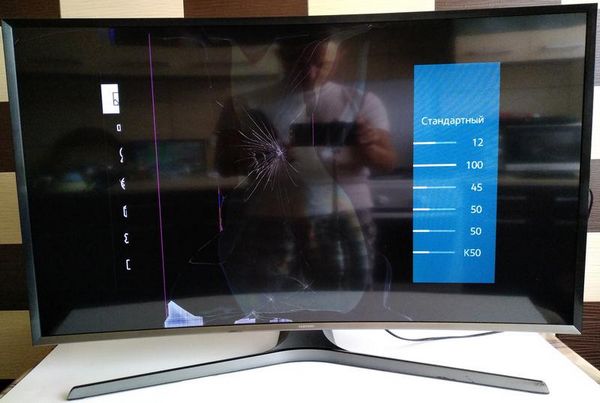 Обзор телевизора Самсунг UE55J6330AU