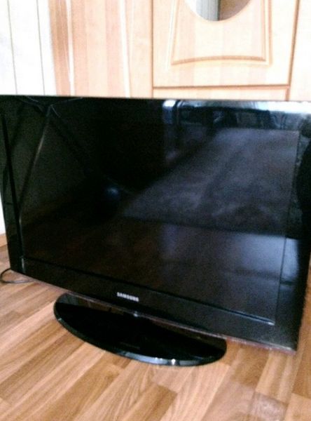 Телевизор samsung 80 см