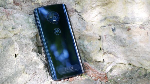 Какой экран у Motorola Moto G60 помочь осуществить верный