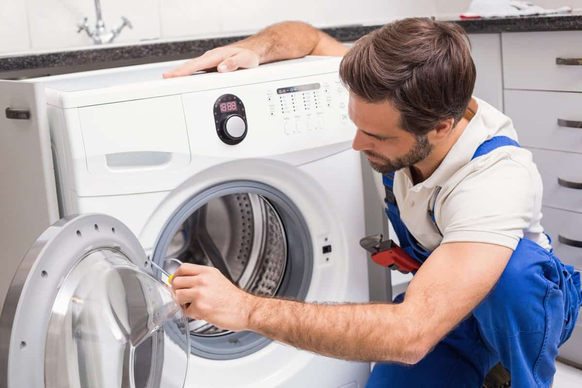 Ремонт стиральных машин: особенности